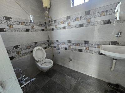 Bathroom Image of 1550 Sq.ft 3 BHK Apartment / Flat for rent in Harni Vadodara for Rs. 18000