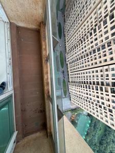 Balcony Image of 620 Sq.ft 2 BHK Apartment / Flat for rent in Rustomjee Azziano, Thane West Thane for Rs. 44000