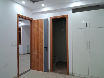 Bedroom Image of 1500 Sq.ft 3 BHK Apartment / Flat for sale in Malik Hindustan Apartment, Sector 104 Noida for Rs. 6800000