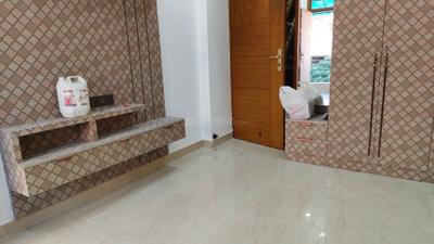 Bedroom Image of 1450 Sq.ft 3 BHK Apartment / Flat for rent in Indirapuram Ghaziabad for Rs. 32500