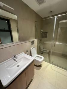 Bathroom Image of 2150 Sq.ft 3 BHK Builder Floor for rent in Appaswamy Navasuja, Mylapore Chennai for Rs. 250000