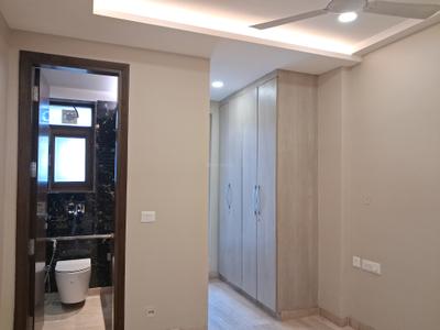 Bedroom Image of 1125 Sq.ft 3 BHK Builder Floor for rent in Paschim Vihar New Delhi for Rs. 56000