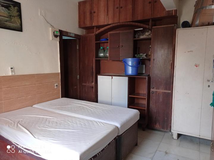 Image of Mahesh thombare in Vile Parle West, Mumbai