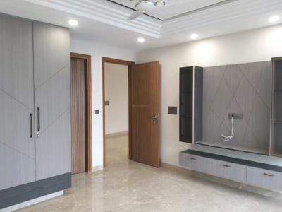 Bedroom Image of 2000 Sq.ft 3 BHK Builder Floor for sale in Mansarover Garden New Delhi for Rs. 35000000