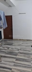 Bedroom Image of 800 Sq.ft 1 BHK Villa for rent in Shyamal Ahmedabad for Rs. 15500