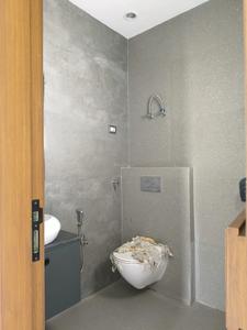 Bedroom One Image of 1310 Sq.ft 3 BHK Builder Floor for sale in Vaishali Ghaziabad for Rs. 18000000