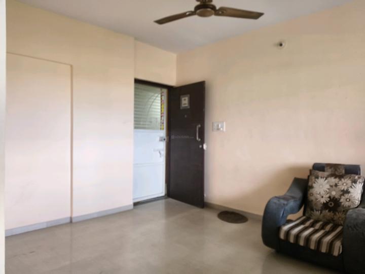 Eisha Erica Main Image 1