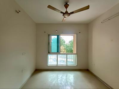 Bedroom Image of 850 Sq.ft 2 BHK Apartment / Flat for sale in Dosti West County Oak, Thane West Thane for Rs. 9000000