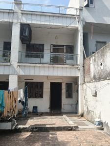 Image of 1800 Sq.ft 2 BHK Independent House for sale in Adajan, Surat for Rs. 22000000