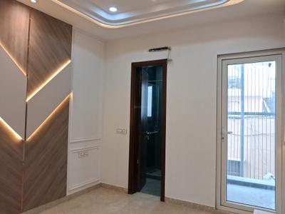 Bedroom Image of 1350 Sq.ft 3 BHK Builder Floor for sale in Paschim Vihar New Delhi for Rs. 26500000