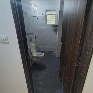 Bathroom Image of 980 Sq.ft 2 BHK Apartment / Flat for sale in Shekhar Maple Woods, Nipania Indore for Rs. 7500000