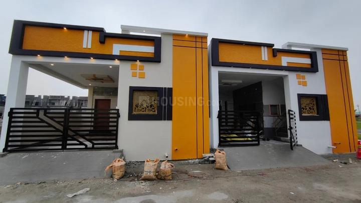 Selvi green square Main Image 1