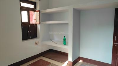 Bedroom Image of 600 Sq.ft 2 BHK Builder Floor for rent in Pokhraira Muzaffarpur for Rs. 9500