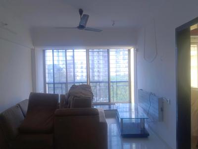 Living Room Image of 980 Sq.ft 3 BHK Apartment / Flat for rent in Evershine Millennium Paradise, Kandivali East Mumbai for Rs. 69000
