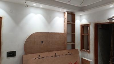 Bedroom Image of 950 Sq.ft 3 BHK Builder Floor for sale in Laxmi Nagar New Delhi for Rs. 11000000