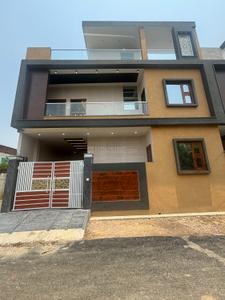 Building Image of 2200 Sq.ft 5 BHK Independent House for sale in Kandwa Varanasi for Rs. 15500000