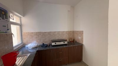Kitchen Image of 1100 Sq.ft 2.5 BHK Apartment / Flat for sale in Amrapali Verona Heights, Noida Extension Greater Noida for Rs. 8045000