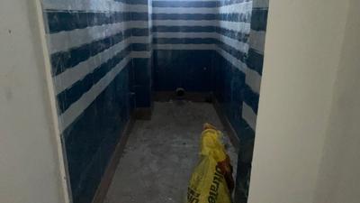 Bathroom Image of 650 Sq.ft 2 BHK Apartment / Flat for sale in Keshtopur Kolkata for Rs. 2405000