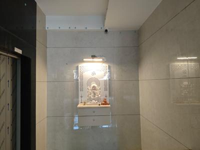 Image of 850 Sq.ft 2 BHK Apartment / Flat for sale in Vile Parle East, Mumbai for Rs. 32000000