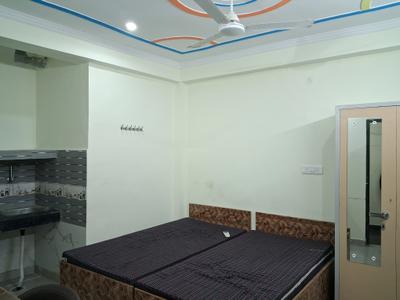 Bedroom Image of 180 Sq.ft 1 RK Apartment / Flat for rent in Sector 126 Noida for Rs. 13500