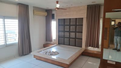 Bedroom Image of 3800 Sq.ft 4 BHK Apartment / Flat for sale in Vemali Vadodara for Rs. 16500000