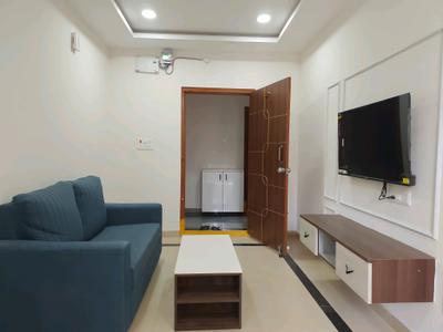 Living Room Image of 750 Sq.ft 1 BHK Apartment / Flat for rent in Madhapur Hyderabad for Rs. 28000