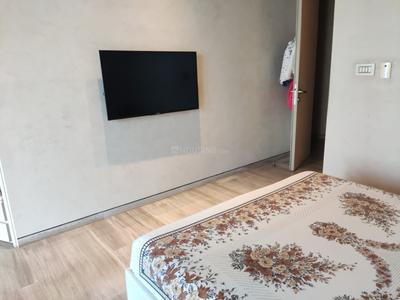 Bedroom Image of 3300 Sq.ft 4 BHK Apartment / Flat for sale in Lodha World Crest, Lower Parel Mumbai for Rs. 162500000