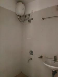 Common Bathroom Image of 774 Sq.ft 1.5 BHK Apartment / Flat for sale in Lodha Casa Rio, Palava Phase 1 Thane for Rs. 3946000