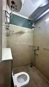 Bathroom Image of 2700 Sq.ft 5 BHK Apartment / Flat for rent in Mount Kailash Apartment, East Of Kailash New Delhi for Rs. 140000