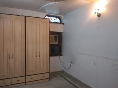 Bedroom Image of 1050 Sq.ft 3 BHK Apartment / Flat for sale in GH 14 DDA MIG, Paschim Vihar New Delhi for Rs. 15500000