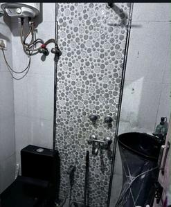 Image of 1000 Sq.ft 2 BHK Builder Floor for sale in Ganesh Nagar, New Delhi for Rs. 8200000