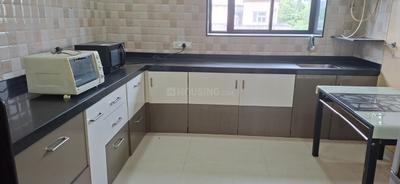 Kitchen Image of 1700 Sq.ft 3 BHK Apartment / Flat for rent in Camp Pune for Rs. 60000