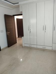Bedroom Image of 1800 Sq.ft 3 BHK Builder Floor for rent in  Vigyan Vihar RWA, Surajmal Vihar New Delhi for Rs. 45000