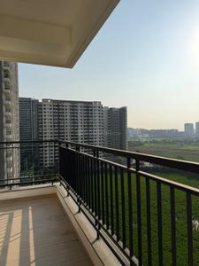 Balcony Image of 2403 Sq.ft 4 BHK Apartment / Flat for rent in Sobha City, Sector 108 Gurgaon for Rs. 110000