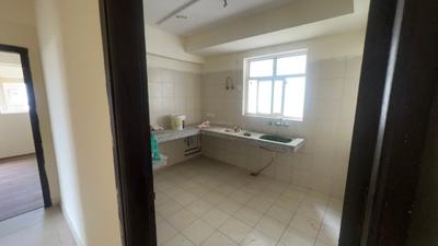 Kitchen Image of 2100 Sq.ft 3.5 BHK Apartment / Flat for rent in The 3C Lotus Panache, Sector 110 Noida for Rs. 25000