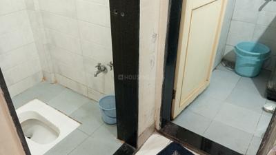 Bathroom Image of 480 Sq.ft 1 BHK Apartment / Flat for sale in Kothrud Pune for Rs. 7500000