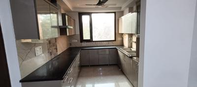 Kitchen Image of 2000 Sq.ft 3 BHK Builder Floor for rent in Vivek Vihar New Delhi for Rs. 50000
