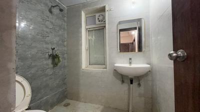 Image of 1045 Sq.ft 3 BHK Apartment / Flat for rent in Amrapali Dream Valley 2, Noida Extension, Greater Noida for Rs. 20500