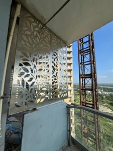 Balcony Image of 3460 Sq.ft 3.5 BHK Apartment / Flat for rent in Supertech Supernova, Sector 94 Noida for Rs. 120000