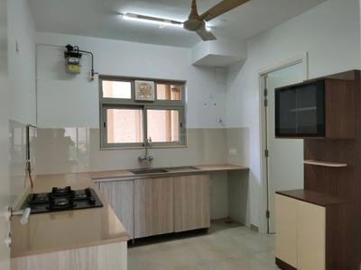Kitchen Image of 2200 Sq.ft 4 BHK Apartment / Flat for sale in Lake Enclave, Hiranandani Estate Thane for Rs. 74000000