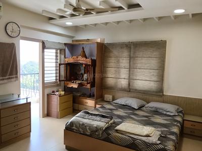 Bedroom Image of 2250 Sq.ft 3 BHK Apartment / Flat for sale in Satellite Ahmedabad for Rs. 11100000