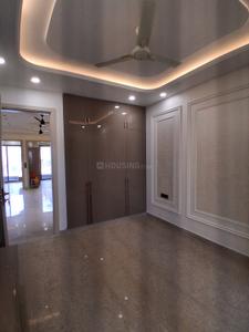 Bedroom Image of 1440 Sq.ft 3 BHK Builder Floor for sale in Rajouri Garden New Delhi for Rs. 26500000