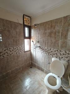 Bathroom Image of 2150 Sq.ft 3 BHK Apartment / Flat for rent in Jamuna Apartments , Aujala Mohali for Rs. 30000