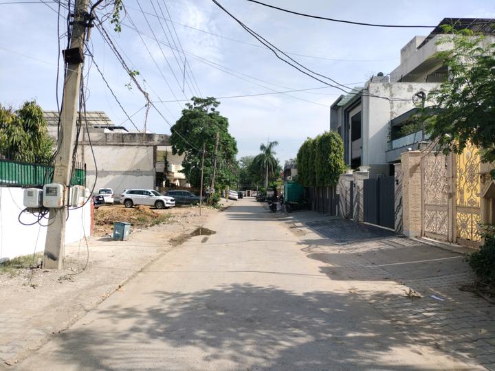 Sector 9 Main Image 1