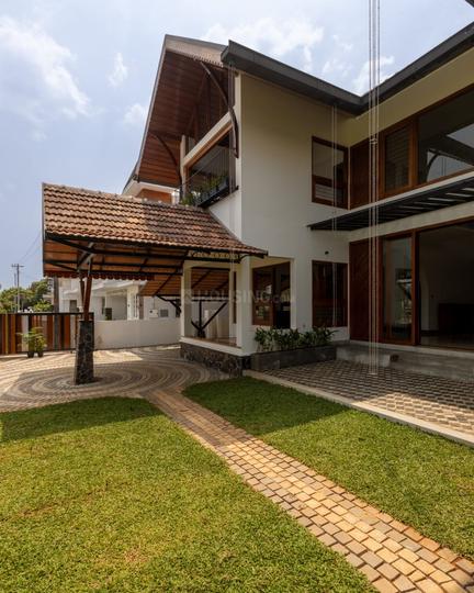 Kakkanad Main Image 1