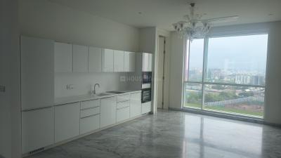 Kitchen Image of 6256 Sq.ft 4.5 BHK Apartment / Flat for sale in Magarpatta City Pune for Rs. 140000000