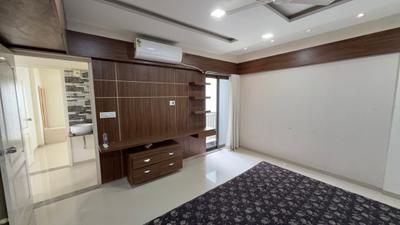 Bedroom Image of 1215 Sq.ft 2 BHK Apartment / Flat for rent in Kavish Karnavati Riviera, New Maninagar Ahmedabad for Rs. 25000