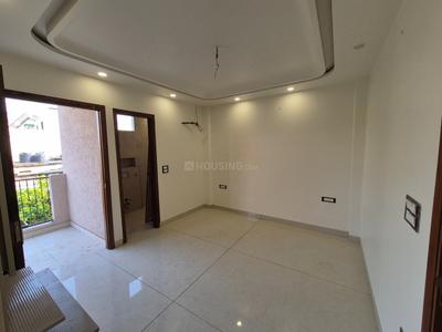 Bedroom Image of 1200 Sq.ft 3 BHK Builder Floor for sale in Ramesh Nagar New Delhi for Rs. 19000000
