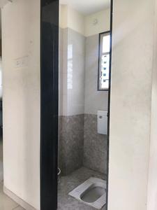 Common Bathroom One Image of 550 Sq.ft 1 BHK Apartment / Flat for sale in Hinjawadi Pune for Rs. 4900000
