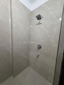 Bathroom Image of 1850 Sq.ft 3 BHK Apartment / Flat for rent in Palasia Indore for Rs. 30000